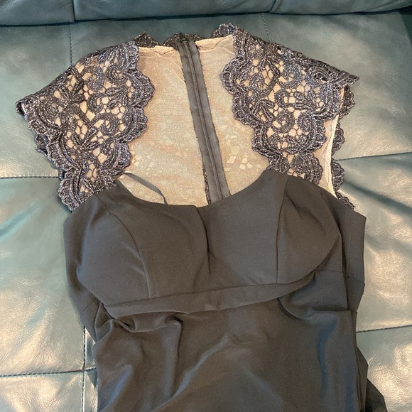 Cache gown - Picture 2 of 8